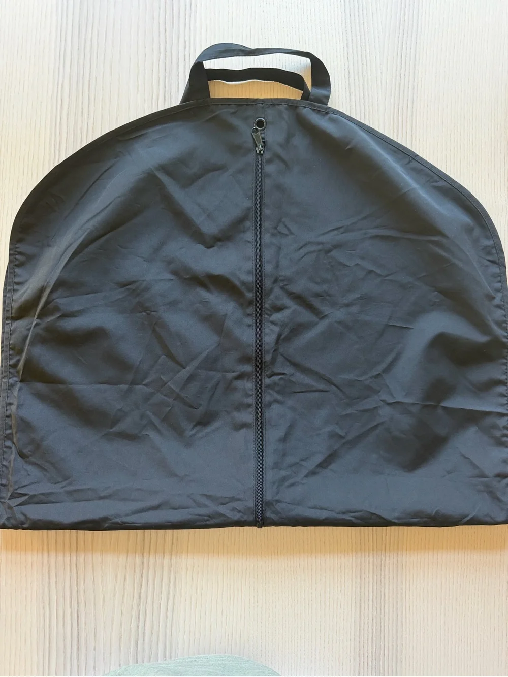 Giorgio Armani Black Suit Garment Bag 42
